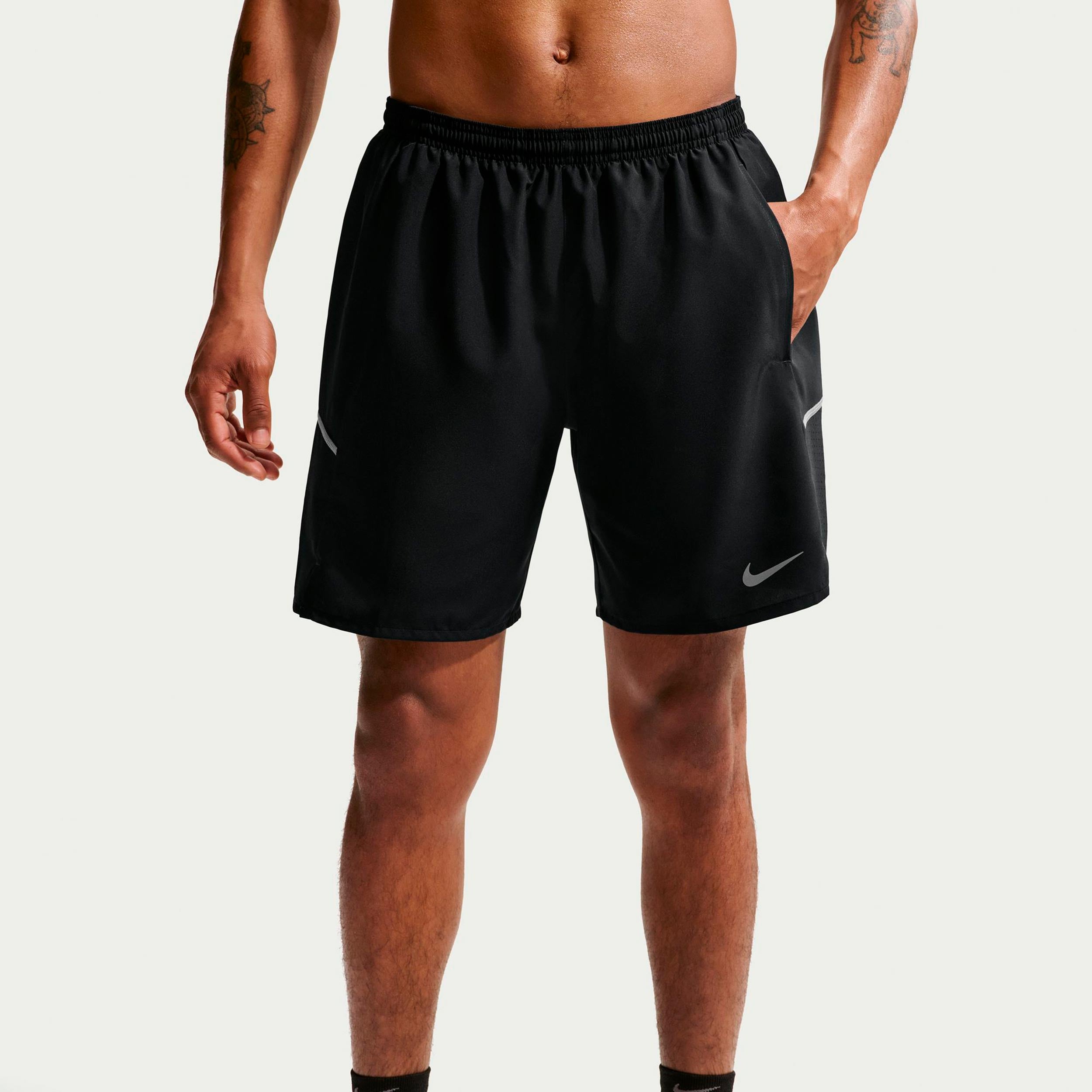 Nike Miler 7in  Laufshorts Herren - schwarz, silber