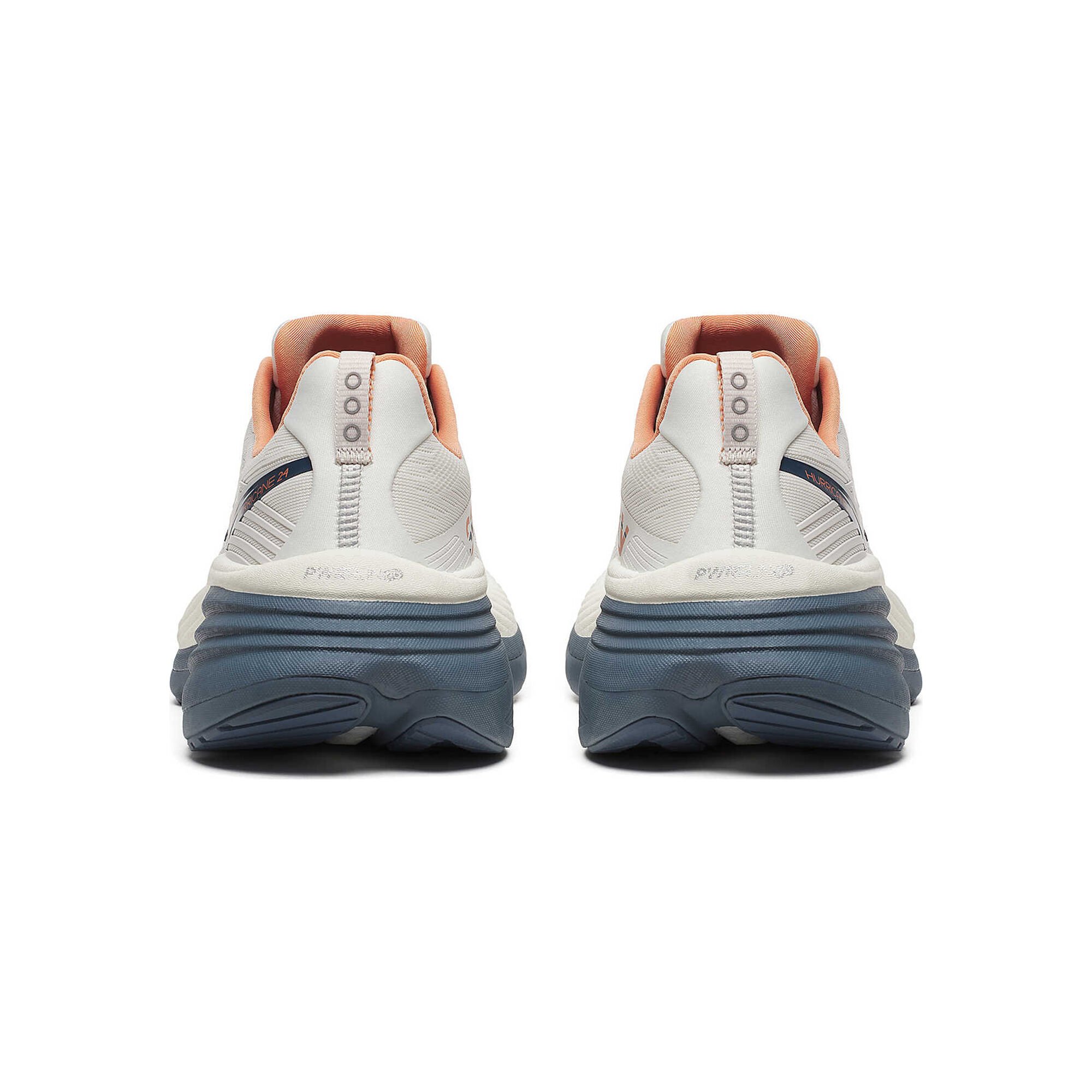 Saucony
