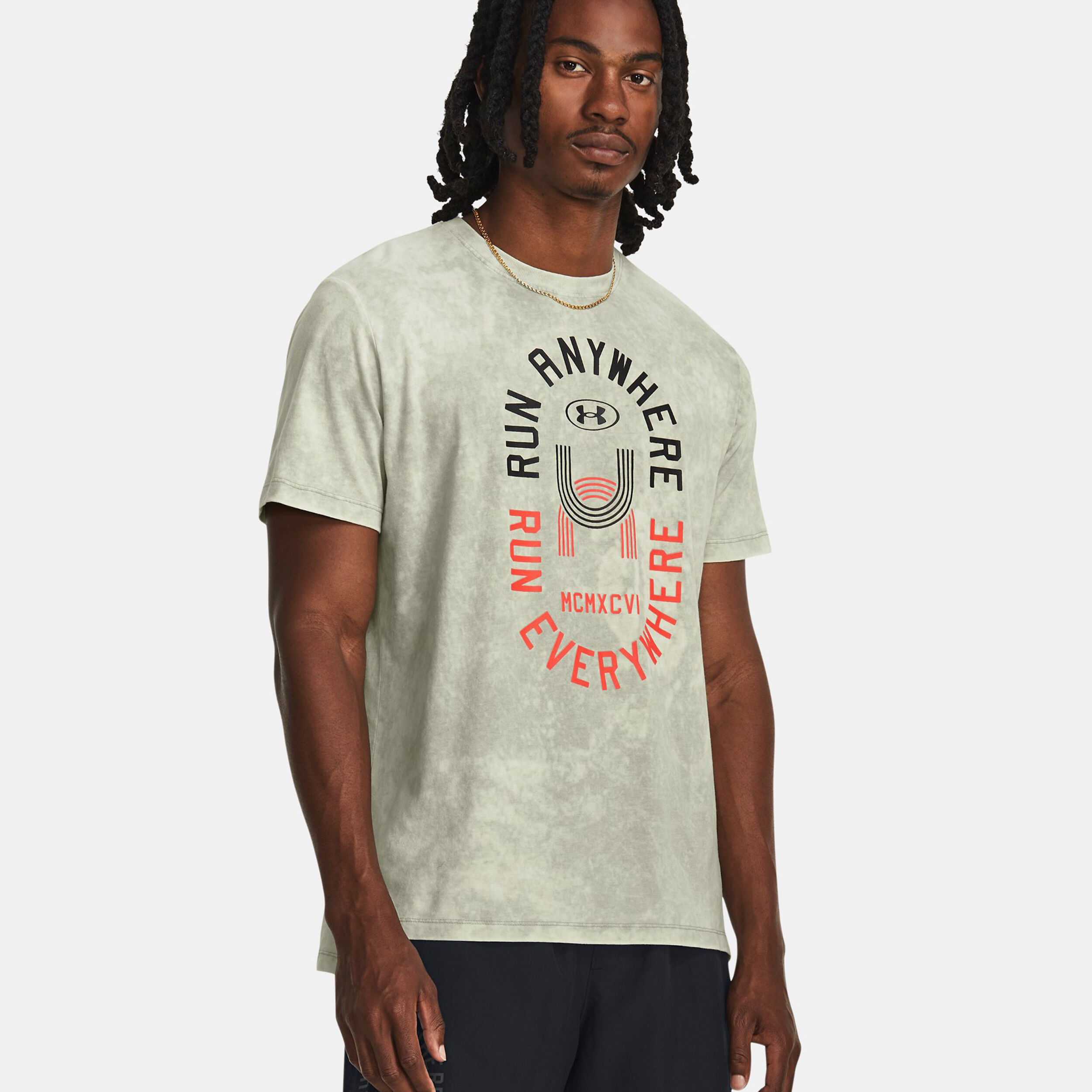 Under armour run shirt store