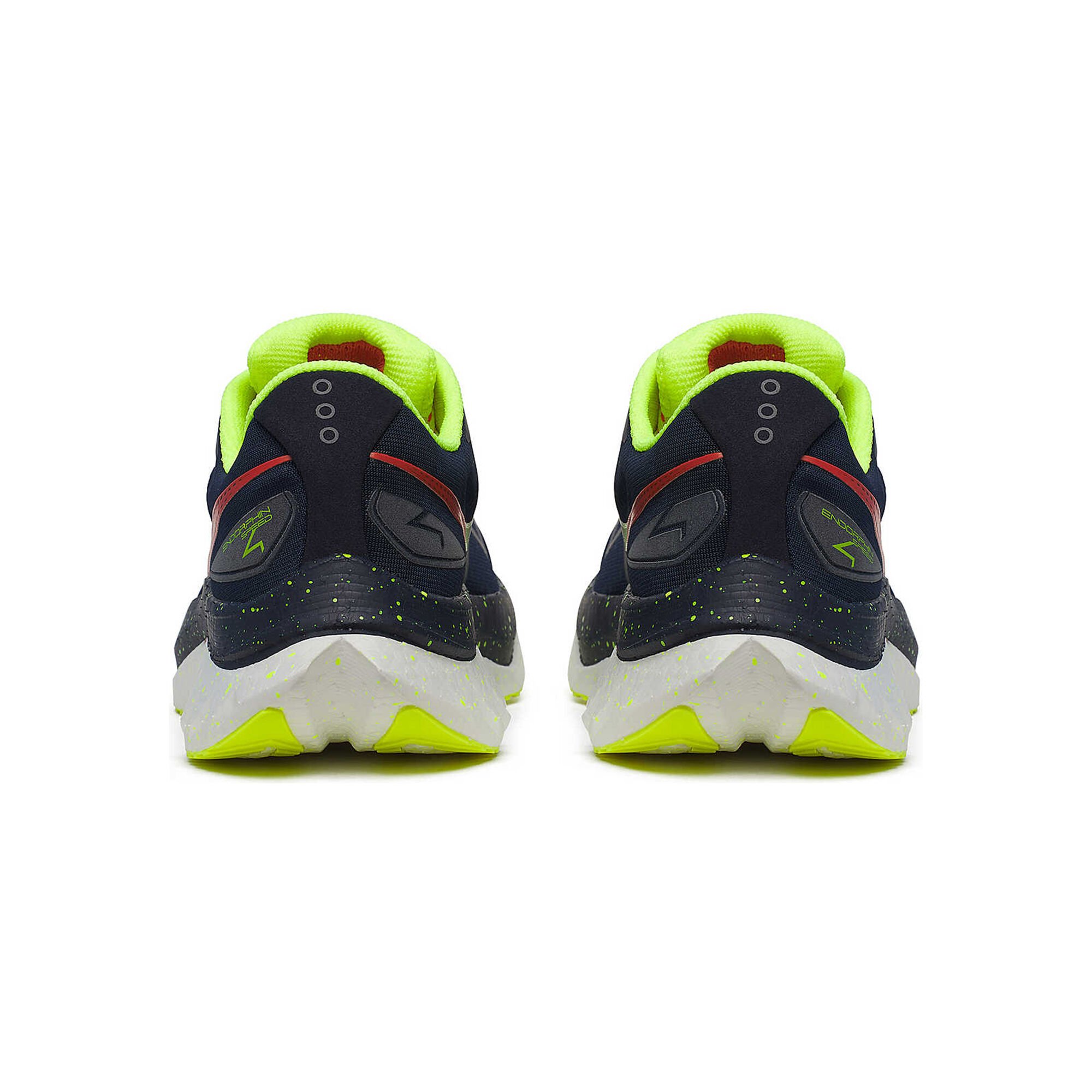 Saucony