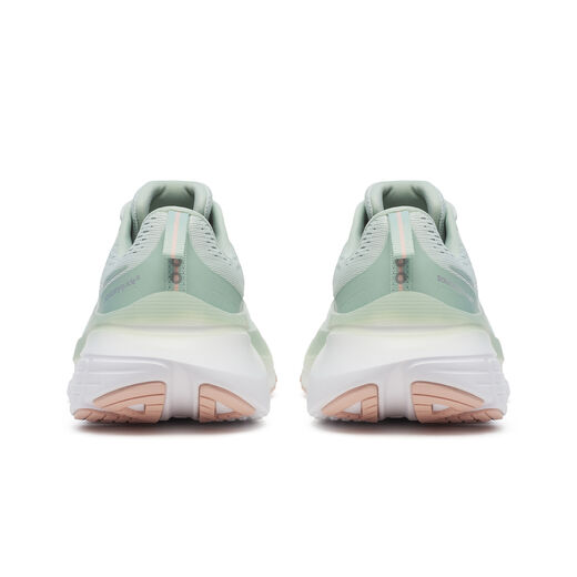Saucony