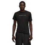 Puma Bekleidung Puma Run Club Graphic Laufshirt Herren-Schwarz