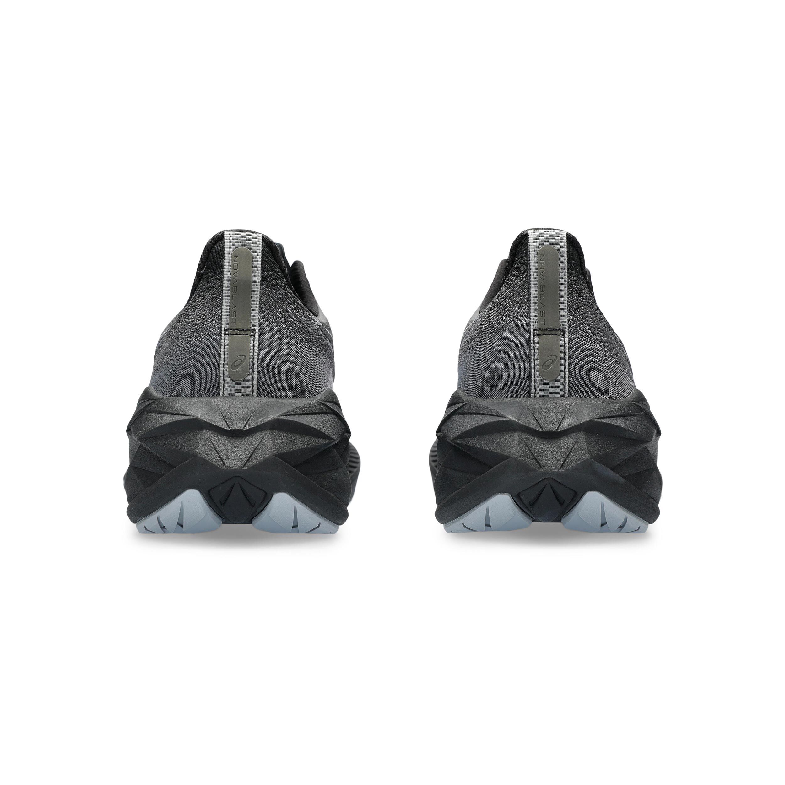 Novablast 4 Neutralschuh Damen Schwarz Grau