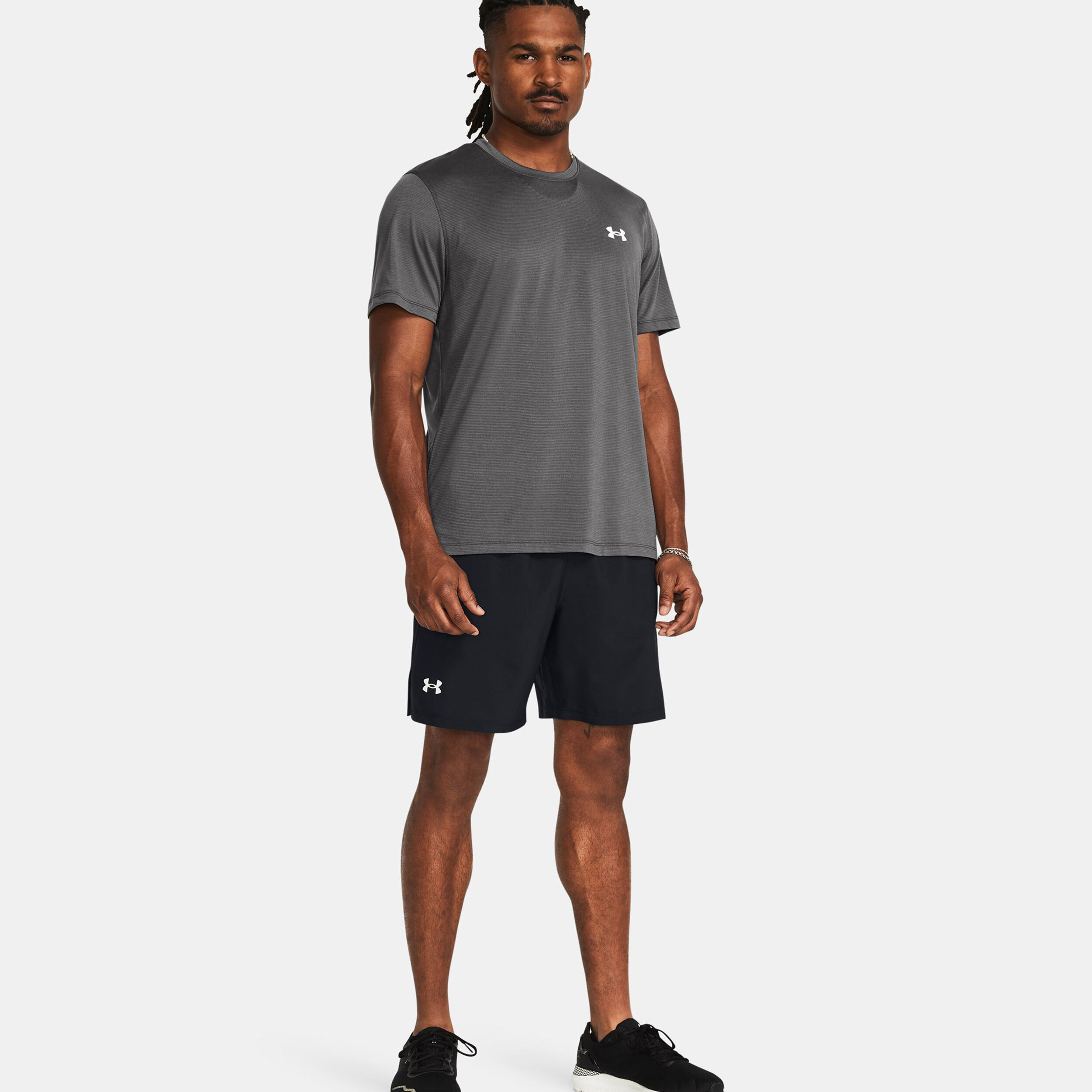 Under Armour Launch 7 Inch Shorts Herren Schwarz online kaufen Running Point DE