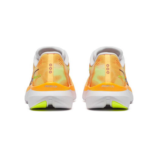 Saucony