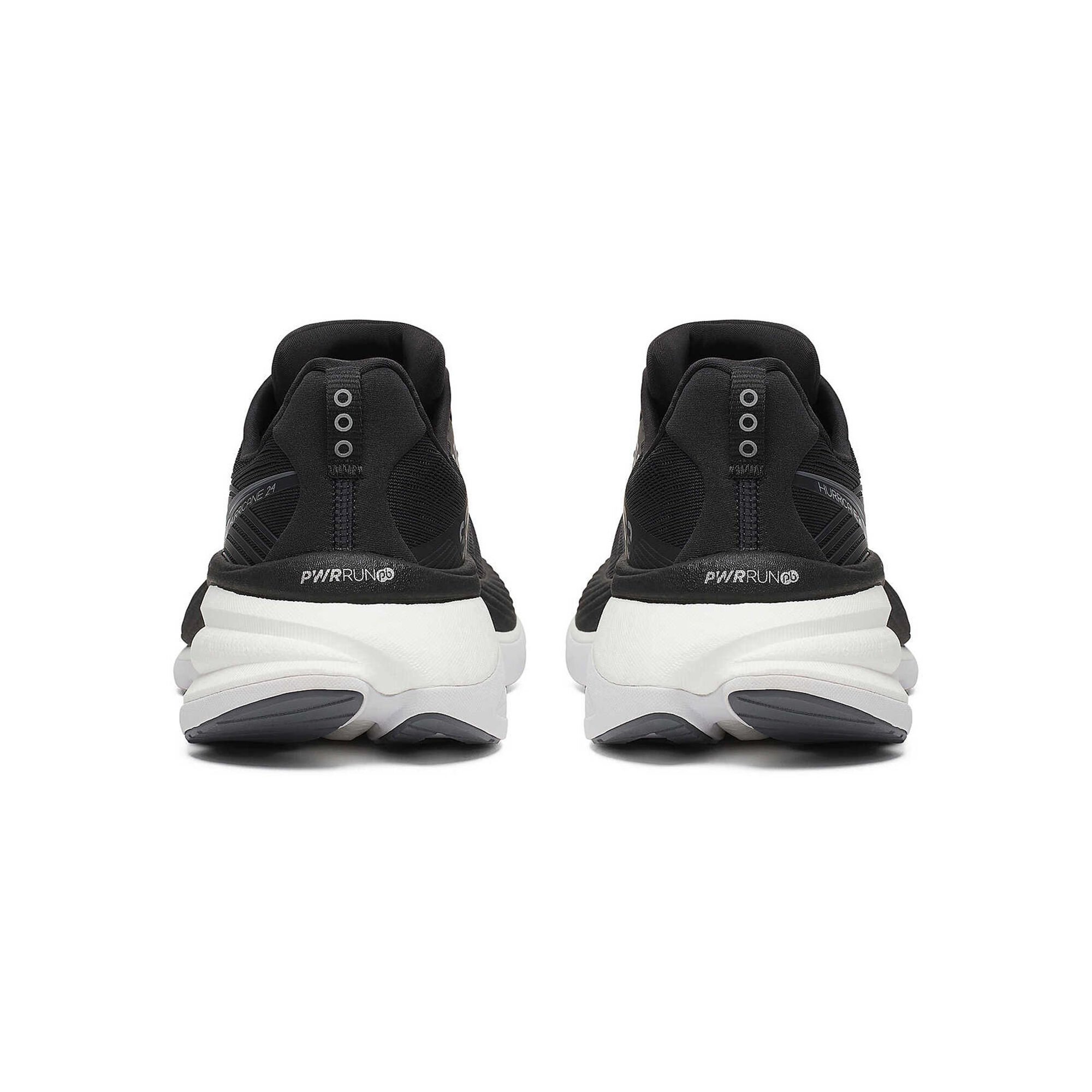 Saucony