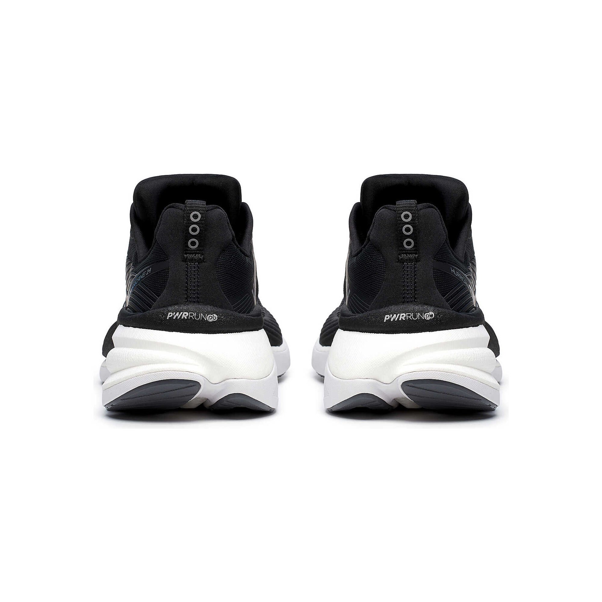 Saucony