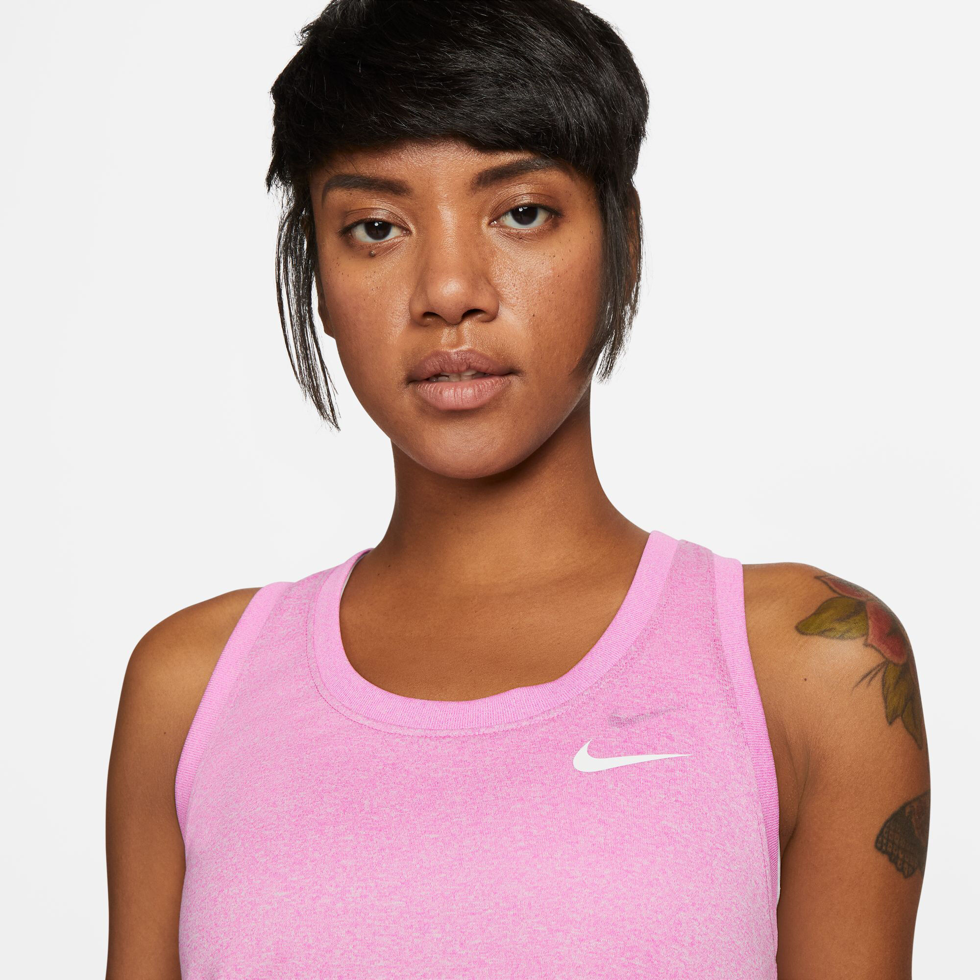 Hot pink clearance nike tank top