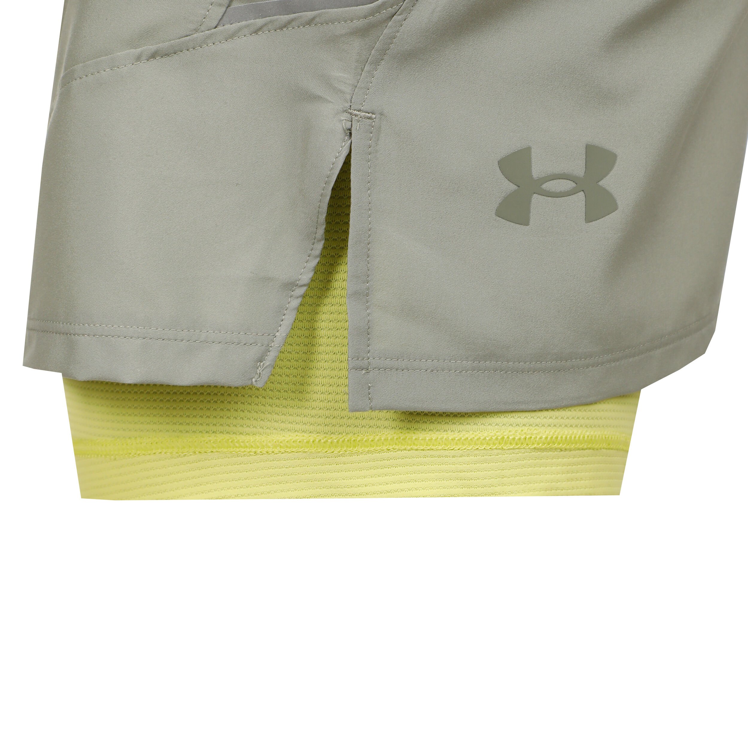 Under armour cloth shorts top