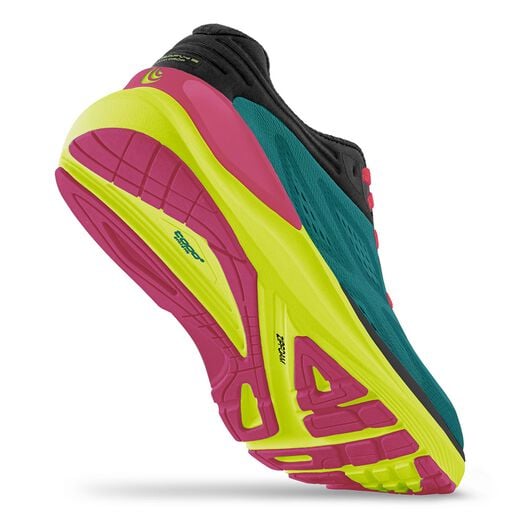 TOPO ATHLETIC