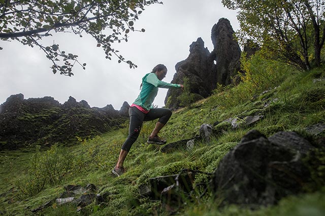 Under Armour Laufbekleidung für Damen und Herren